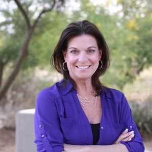 Meet your Posher, Christine